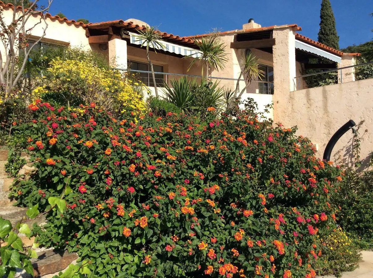 Villa Du Bau Rouge Carqueiranne Francia